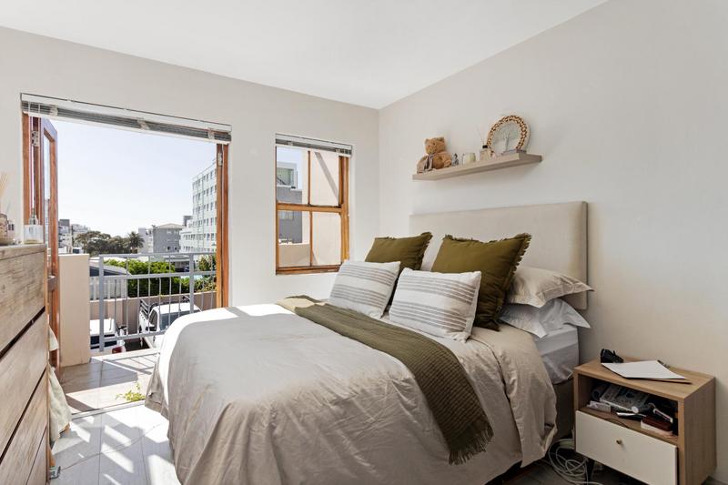 To Let 2 Bedroom Property for Rent in Sea Point Western Cape